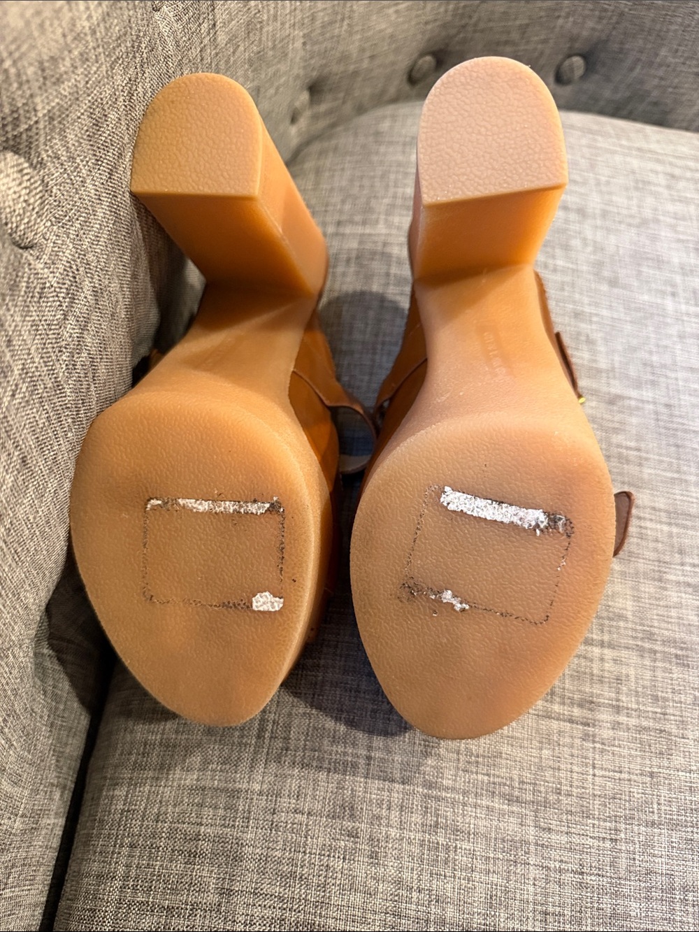 Veronica Beard Tan Leather Dual-Buckle Platform Sandals - 7.5 - Picture 4 of 4